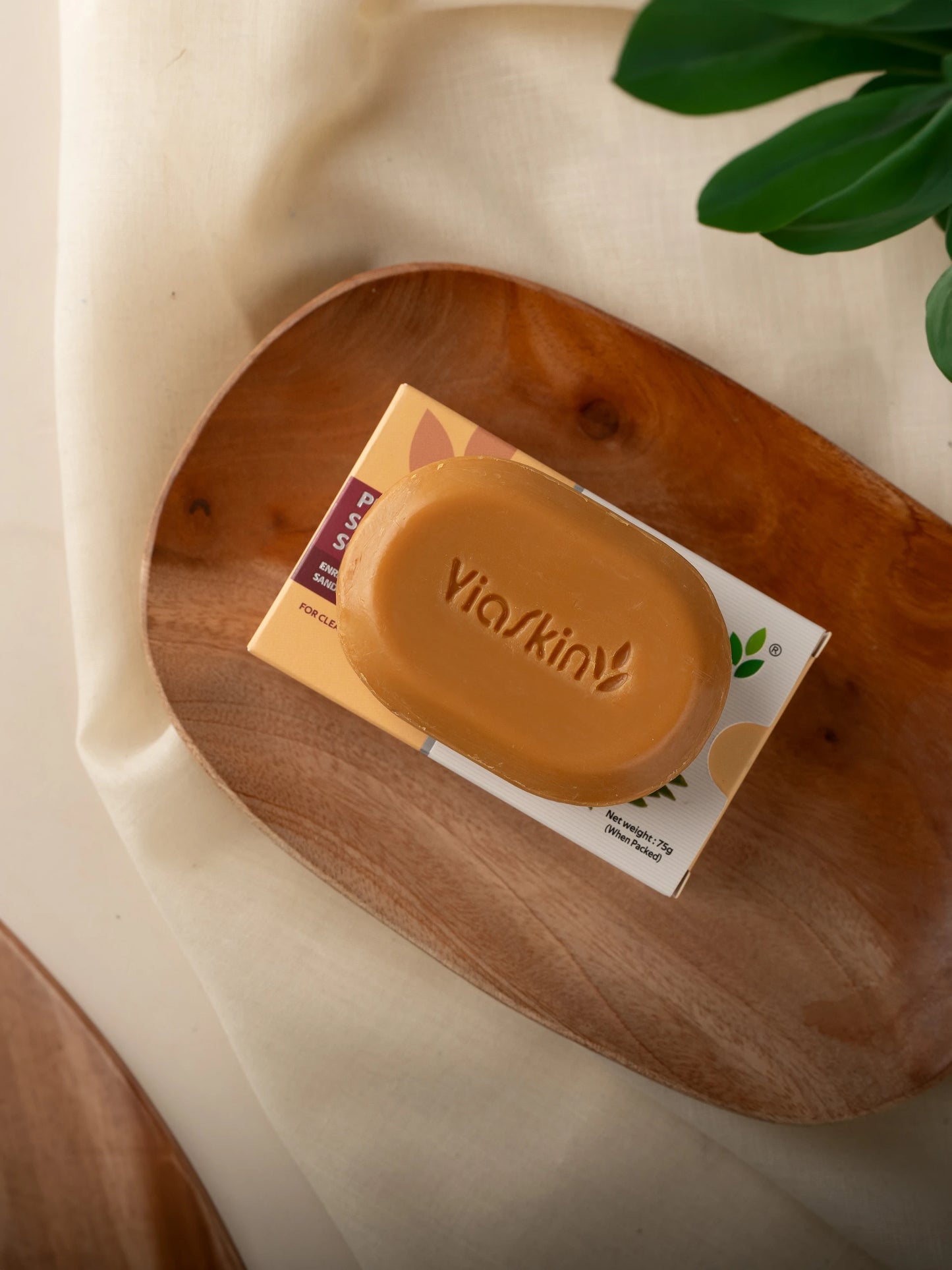 Viaskin Pure Sandalwood Soap. ( Pack of 4 ), 75 g / Soap