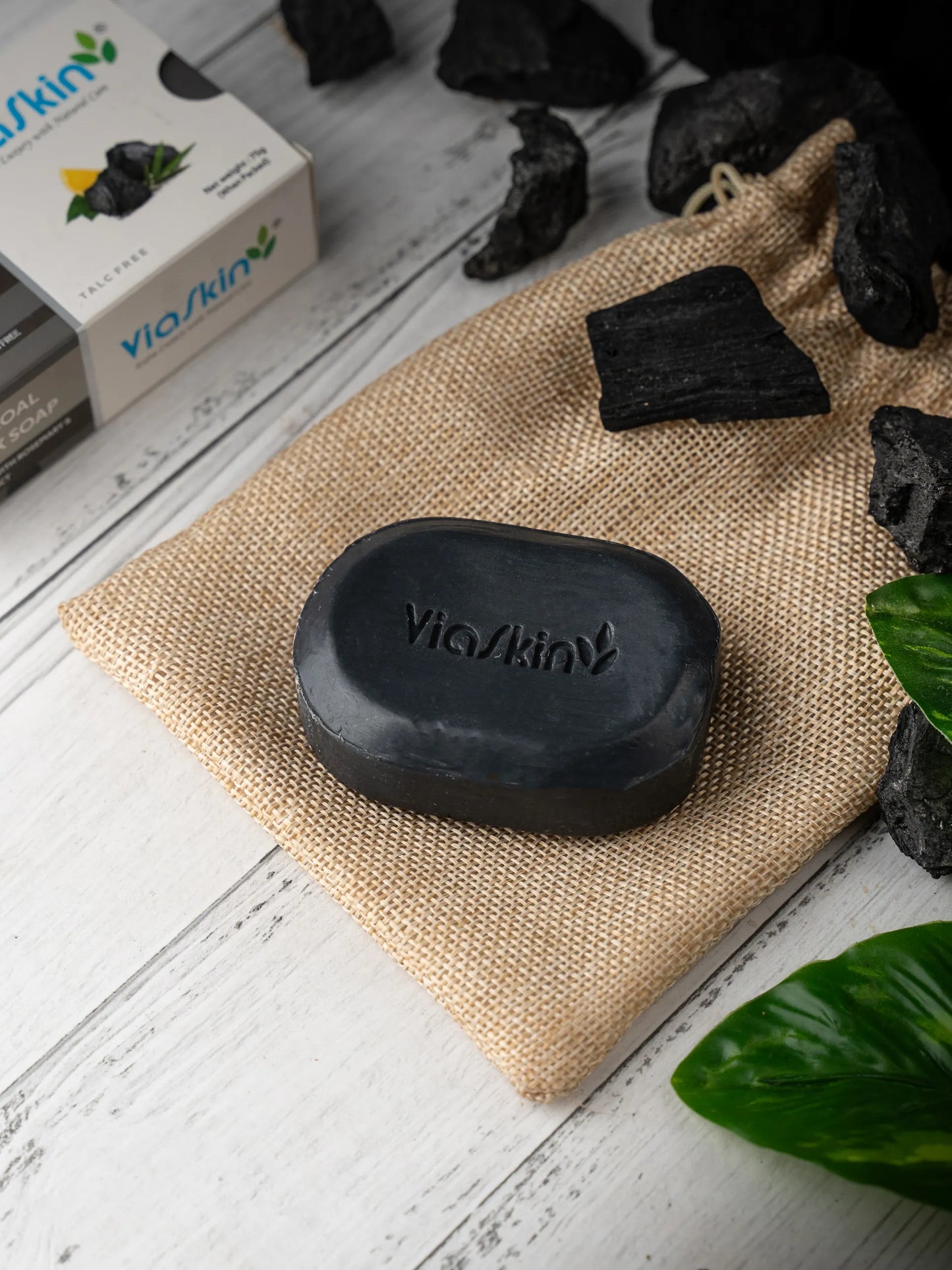Viaskin Charcoal Detox Soap. ( Pack of 4 ) , 75 g / Soap